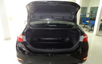 IPRAC - Car rental - Toyota altis 1.8